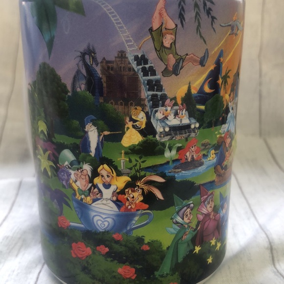 Walt Disney World coffee mug - Picture 4 of 11